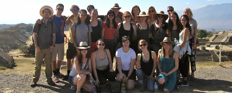 Group of UVM students in Oaxaca