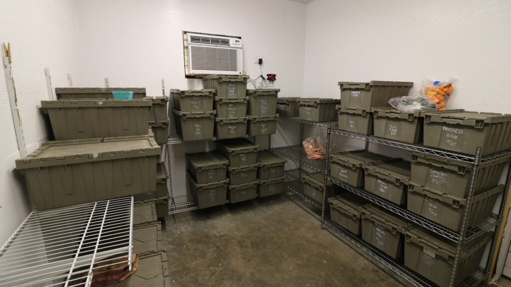 Bins, Buckets, Baskets & Totes – UVM Extension Ag Engineering